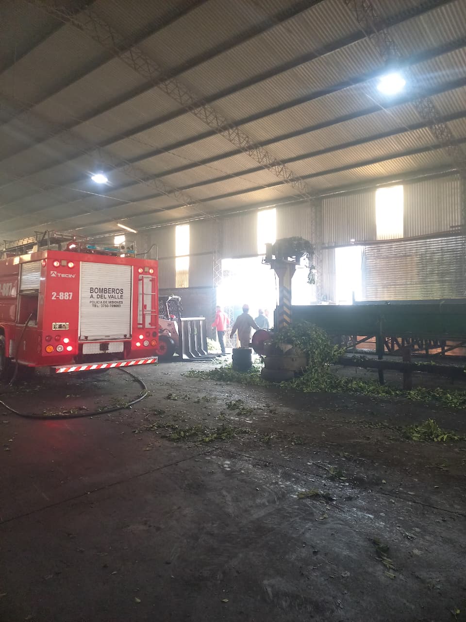 Un incendio destruyó parte de un secadero de yerba mate en Aristóbulo del Valle